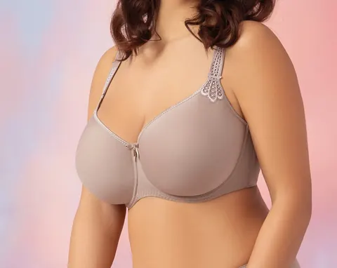 Corin Virginia in Cappuccino